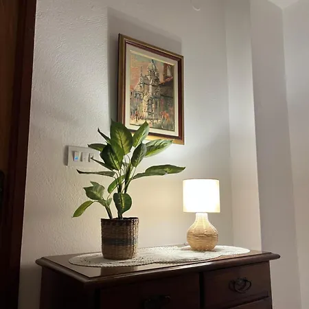 Appartamento Malenko - Charming 2-bedroom House Near Old Town *